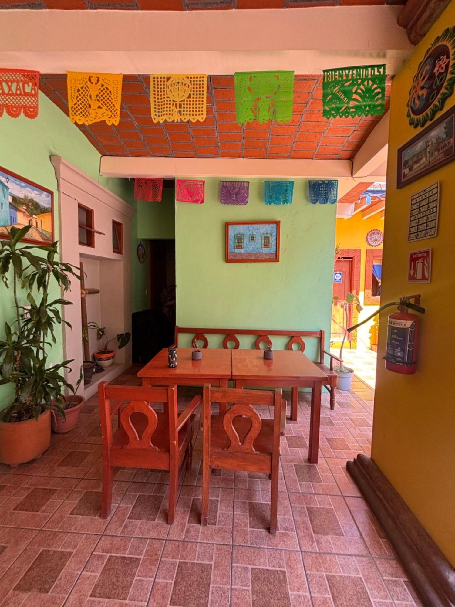 Hotel Posada "Mi Rosita" Oaxaca Exterior photo